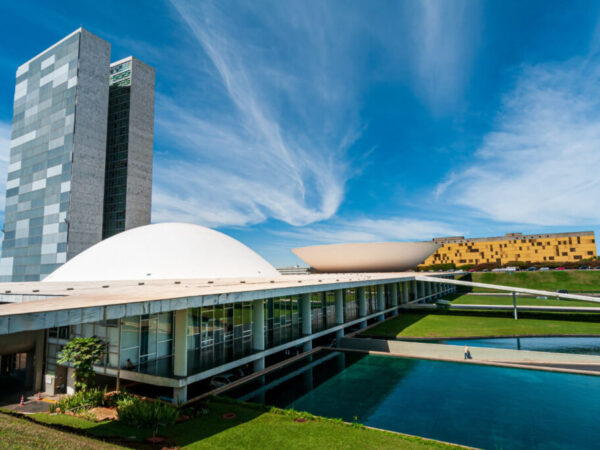 national-congress-sunny-day-brasilia-df-brazil-august-14-2008 (1) national-congress-sunny-day-brasilia-df-brazil-august-14-2008 (1)