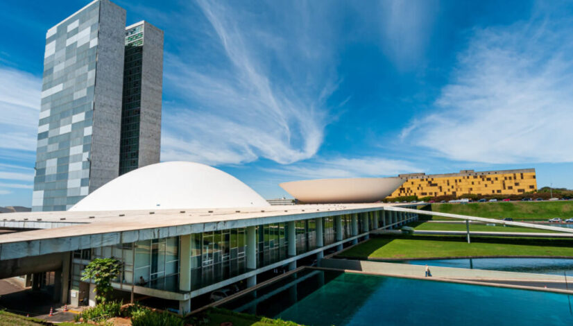 national-congress-sunny-day-brasilia-df-brazil-august-14-2008 (1)